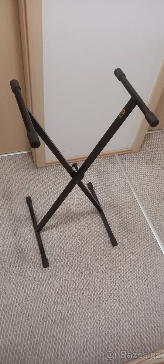 Klávesy Yamaha PSR E323 + polohovací stojan - 6