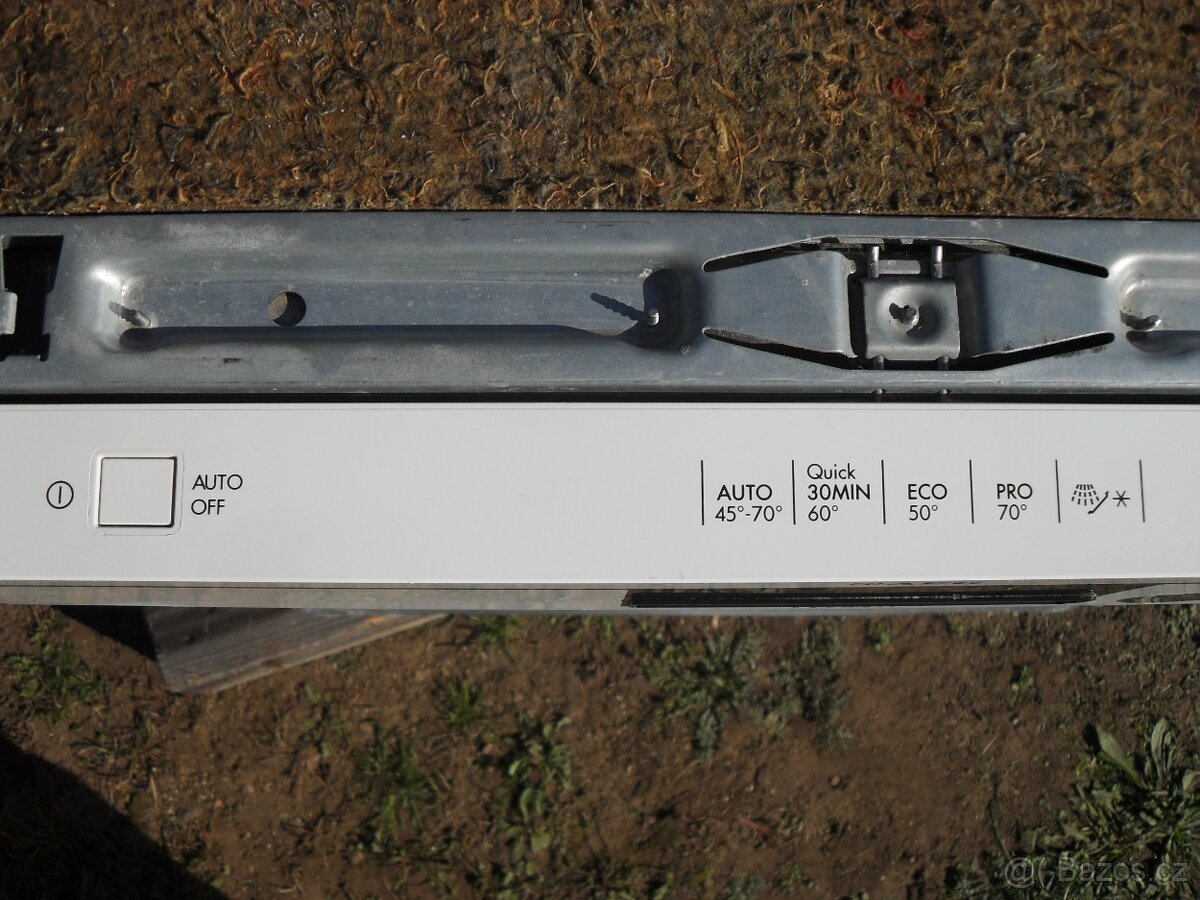 VESTAVNÁ MYČKA AEG,BÍLÝ PANEL,LCD,IKONY,tř.A.,XXL - 6