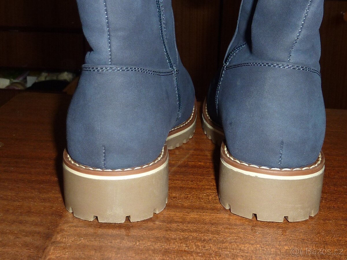 CCC-Tmavě modré kozačky ,vel.39 - 6