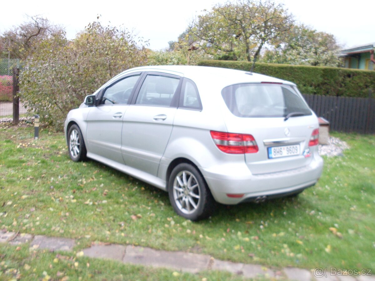MERCEDES B 2OO - 6