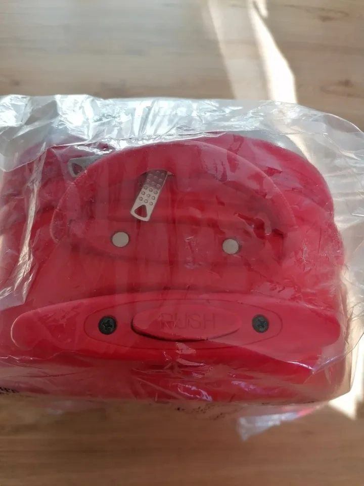 NOVÝ Kinder Surprise trolley - 6