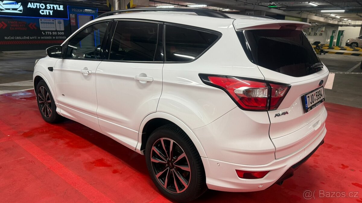 FORD Kuga ST-Line - 6