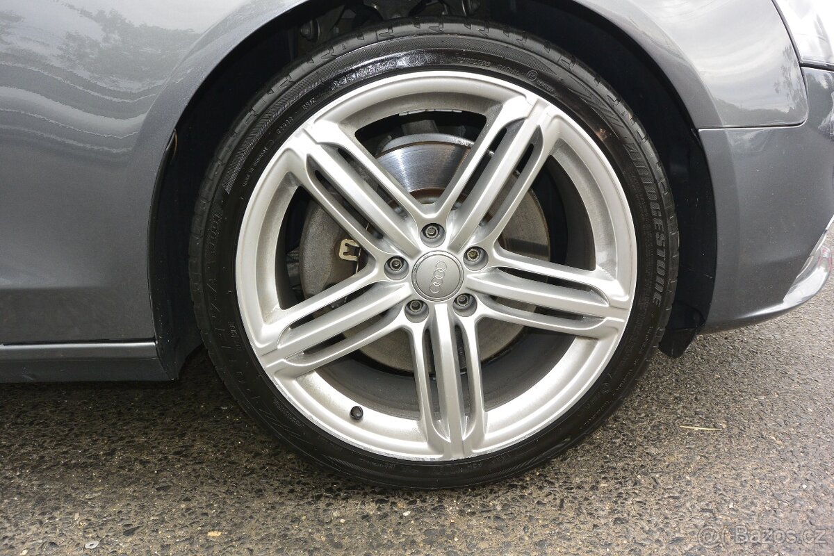 PRODÁM Audi A4 3.0TDi 180kW QUATTRO AUTOMAT - 6