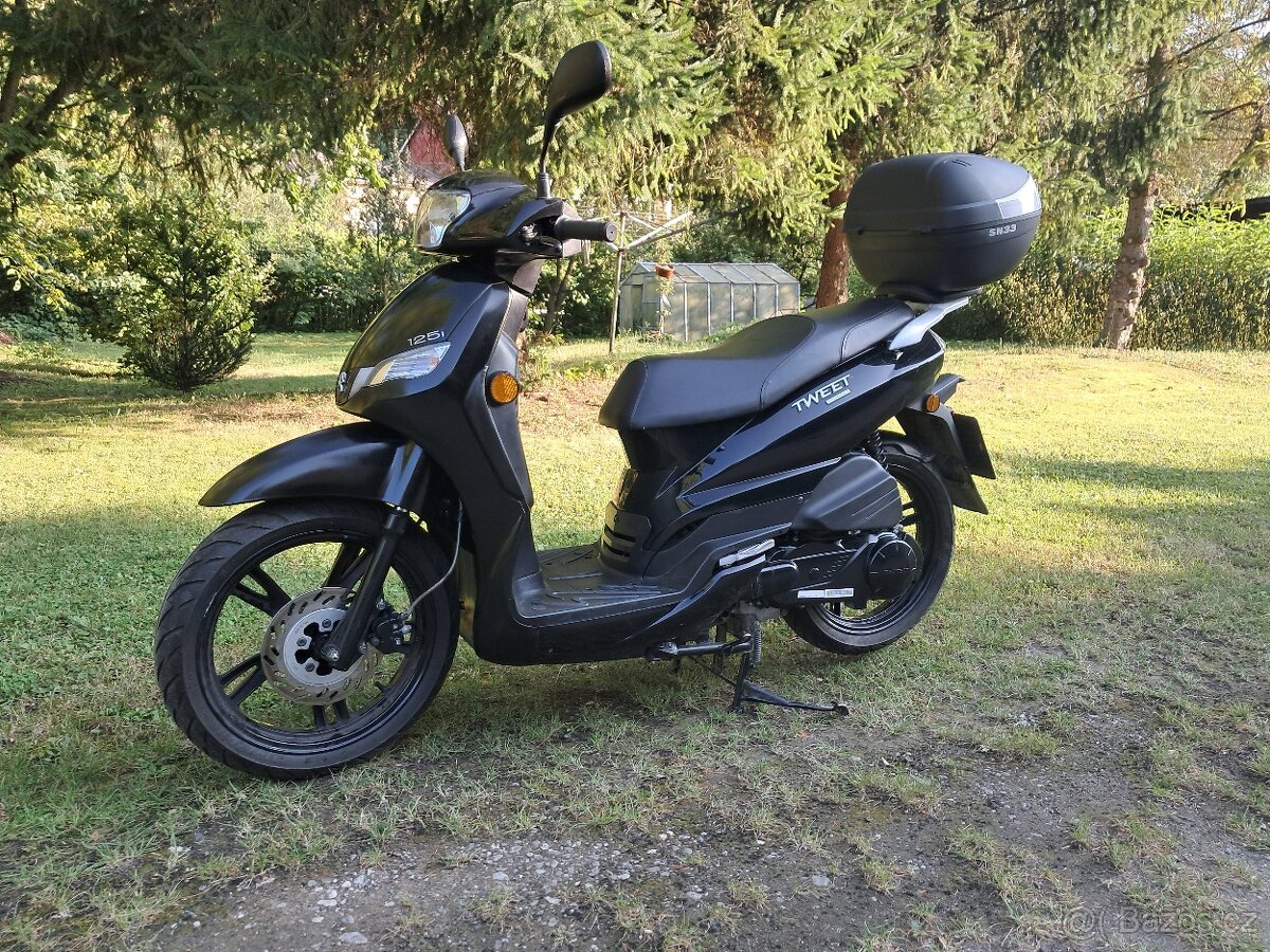 Peugeot tweet 125 rok 2024 - 6