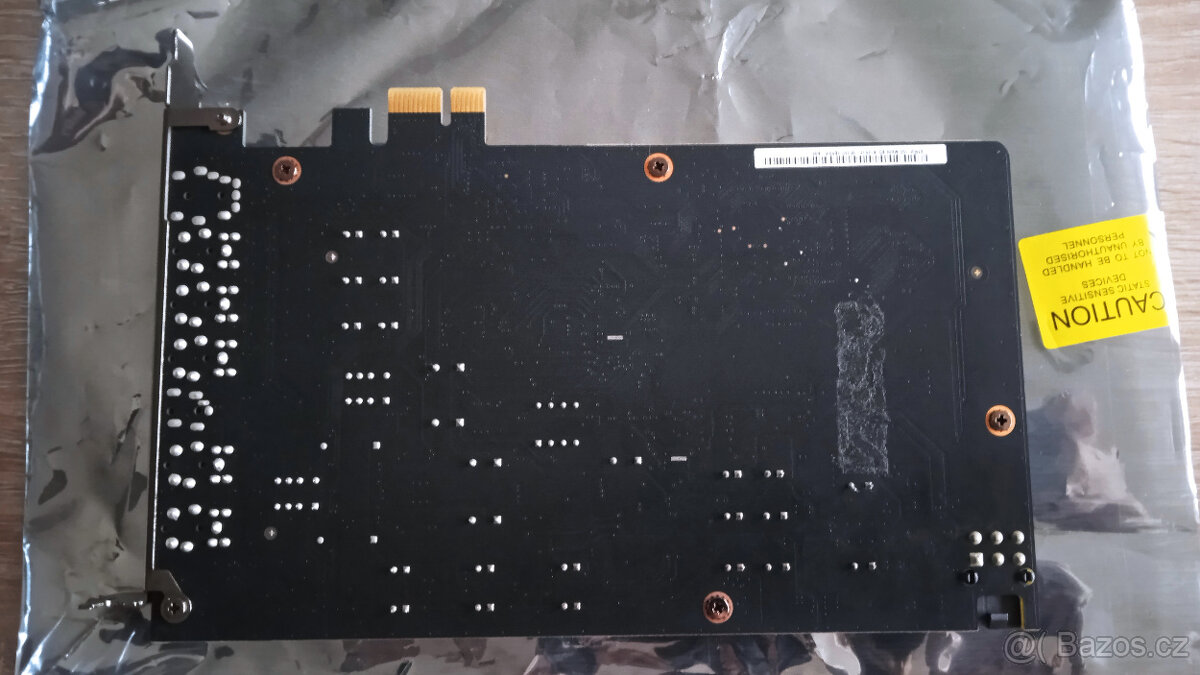 ASUS Strix Soar – 100% stav, plně funkční i na Windows 11 - 6