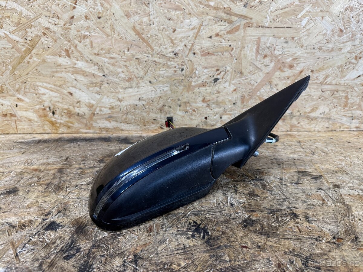 PRAVÉ ZPĚTNÉ ZRCÁTKO AUDI A4 B8 8K1857410AG 6 PIN - 6