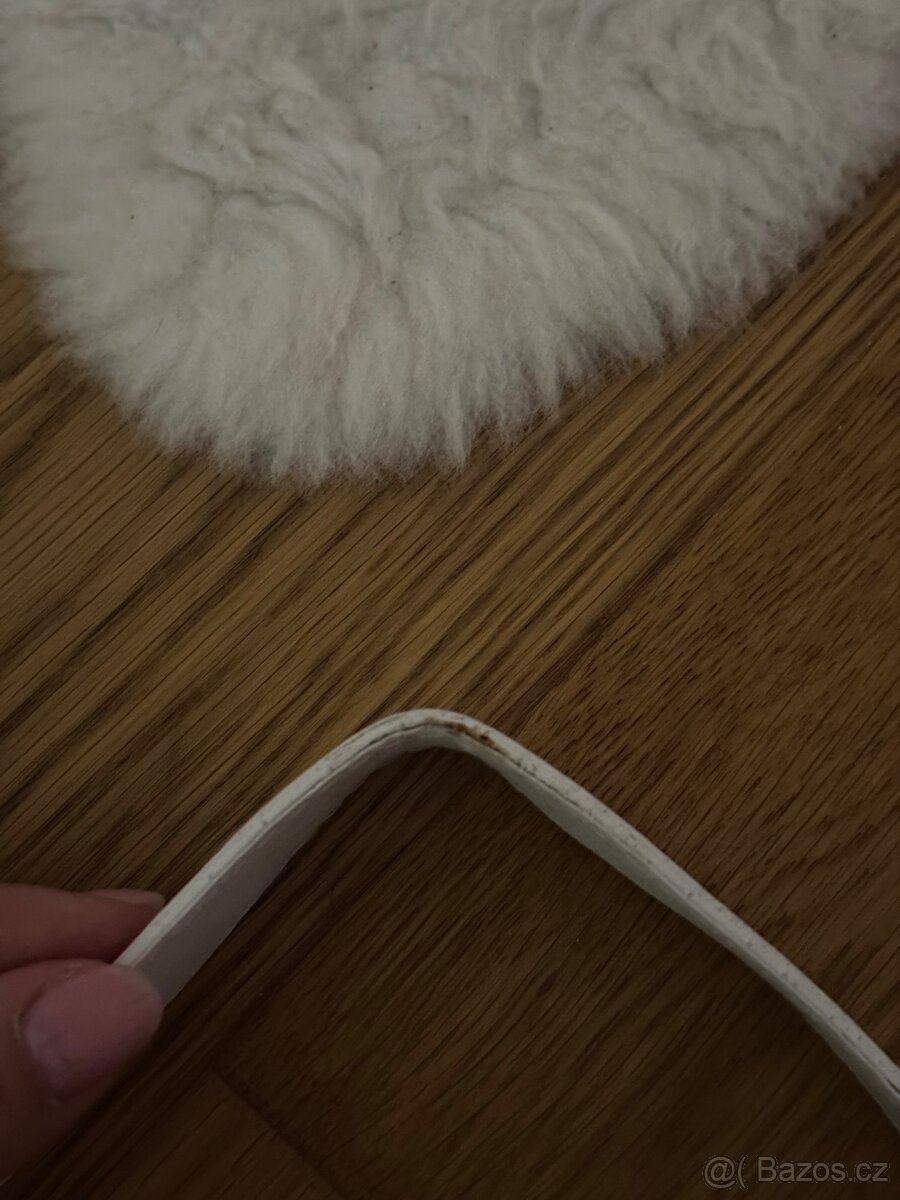 Nová kabelka (Guess) - 6