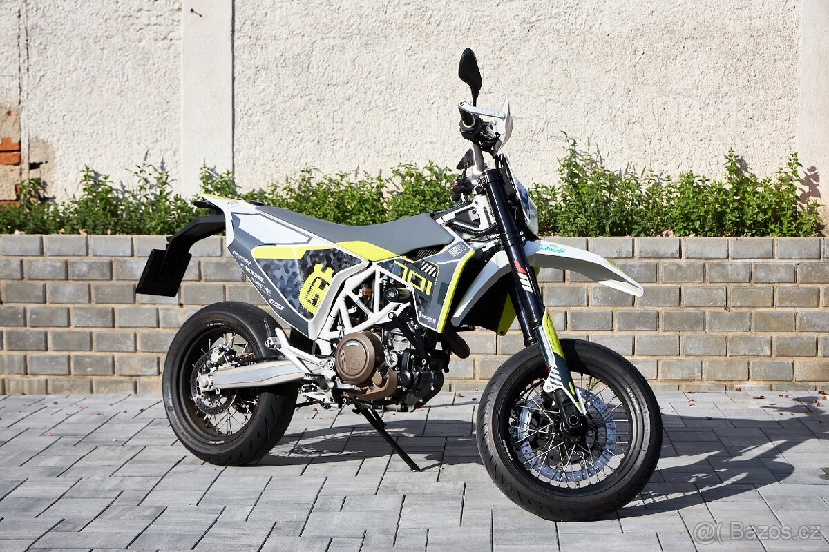 Husqvarna 701 Supermoto 2018 - 6
