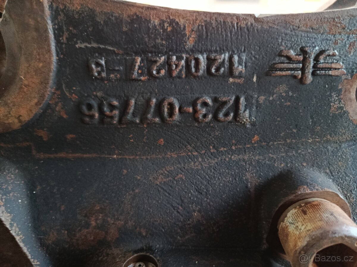 Rychloupínač JCB 3CX - 6