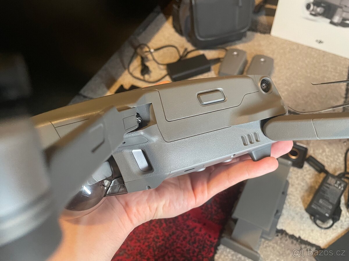 DJI Mavic 2 ZOOM Fly more combo a víc - 6