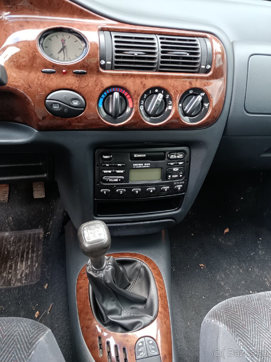 Ford Escort - 6