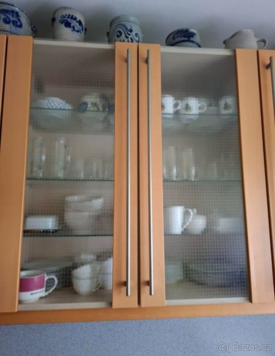 Kuchyně z masivní břízy ses potřebiči, 4499 - 6