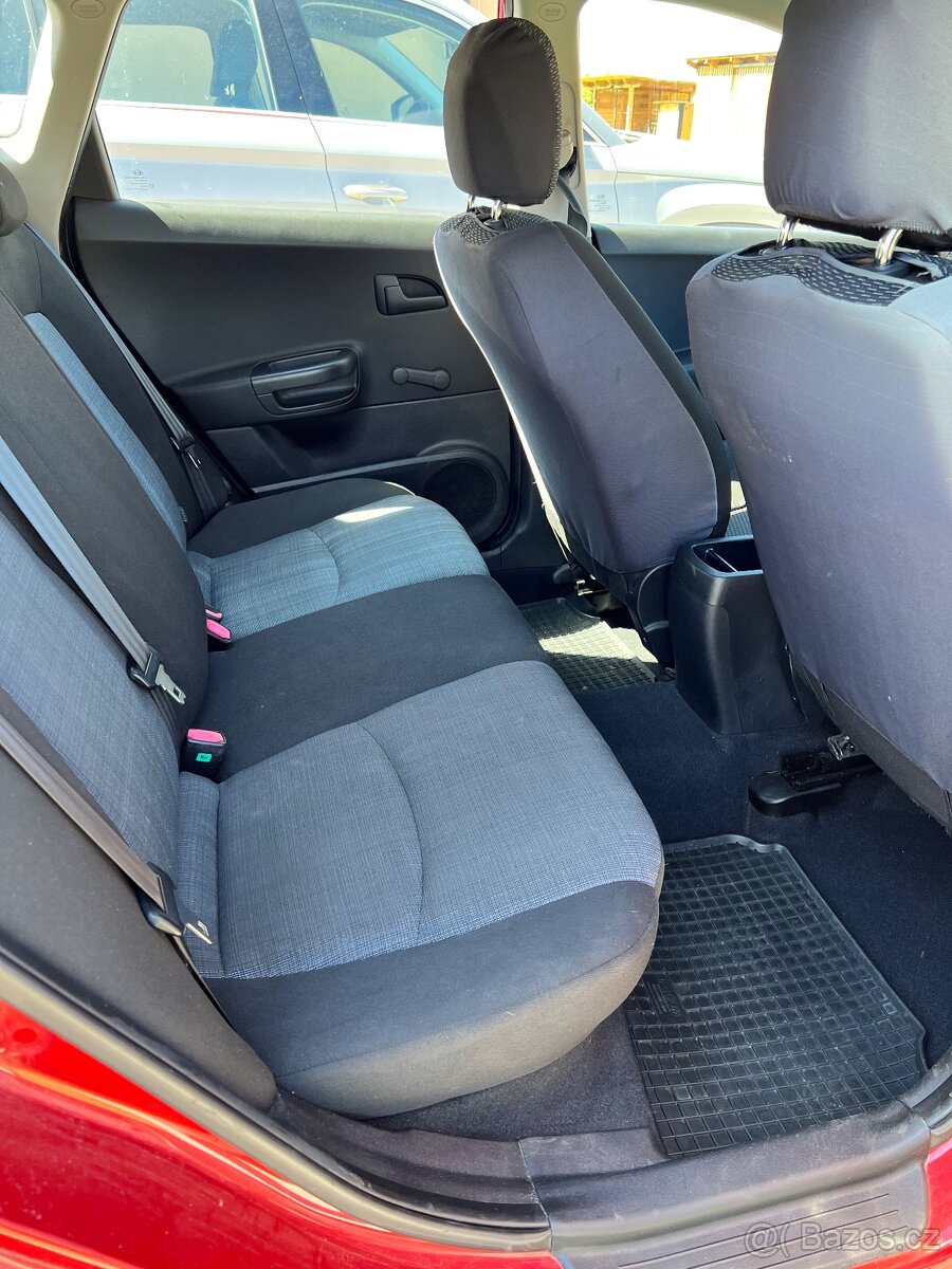 Kia Cee’d 1.4 i benzin - 6