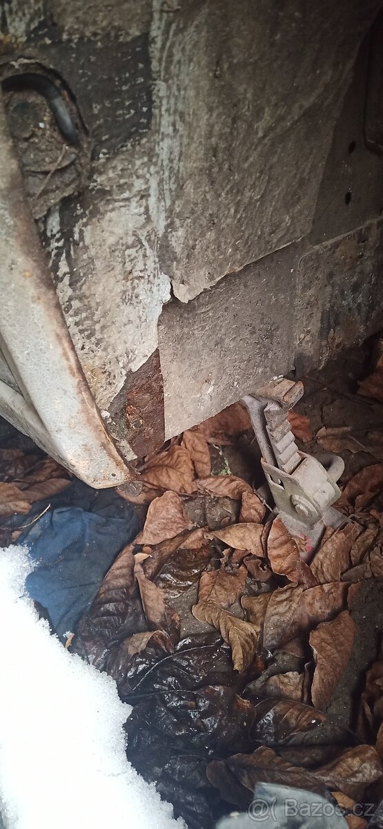 Prodám Volkswagen Caravelle - SPĚCHÁ - 6