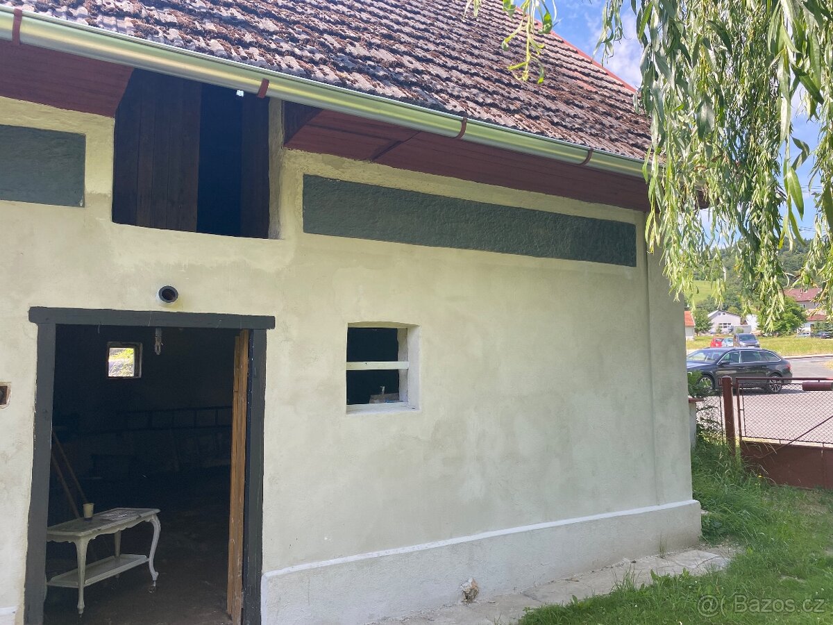 Prodám rodinný dům 3 + 1 s pěkným pozemkem 1000 m2 - 6