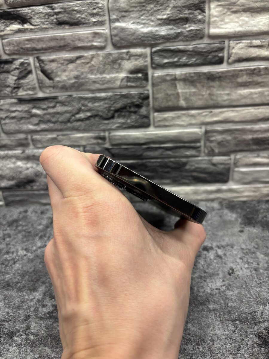 iPhone 13 Pro 128GB Graphite, baterie 96 % - 6