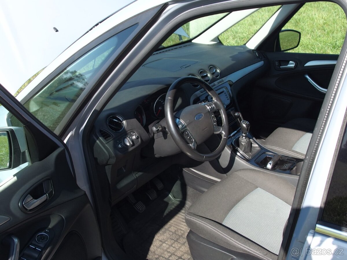 Ford Galaxy 2.0 TDCI, 7 míst, manuál, 2010 - 6