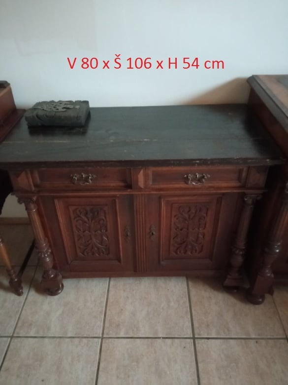 Starožitný nábytek - 6