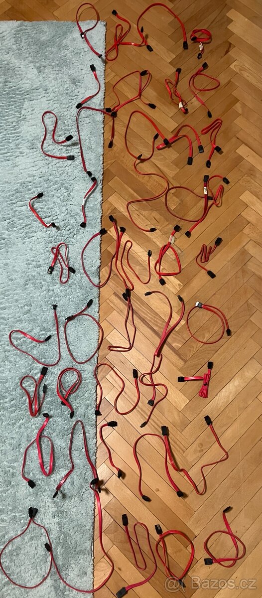 Propojovací kabely k PC zdroji a sata + IDE kabely - 6