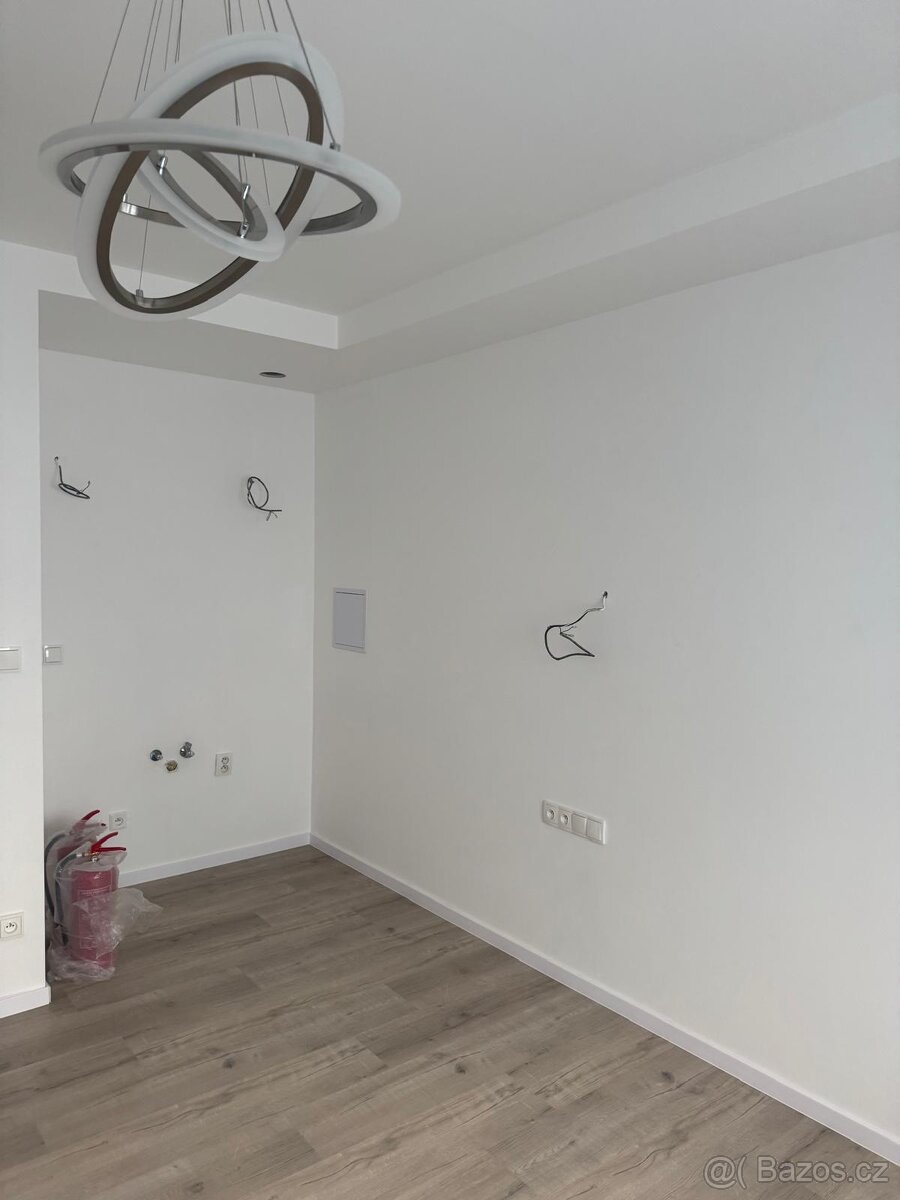Pronájem bytu 1+kk, 29 m² - 6