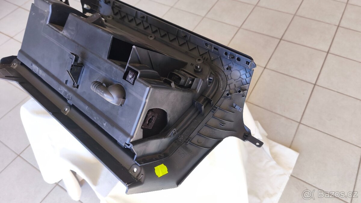 Golf 5 kastlík spolujezdce - 6