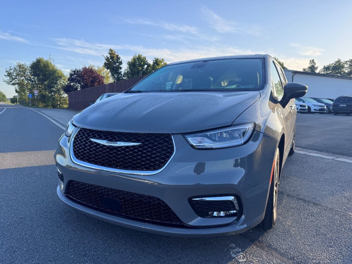 Chrysler Pacifica 3,6 Hybrid RU Radar Limit 2023 - 6