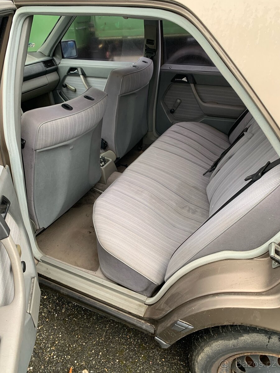 Prodám Mercedes Benz 200D - 6