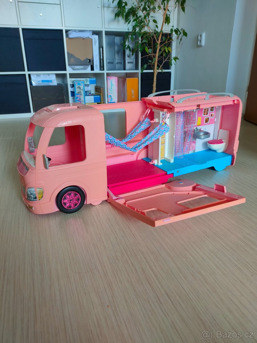 Barbie karavan - 6