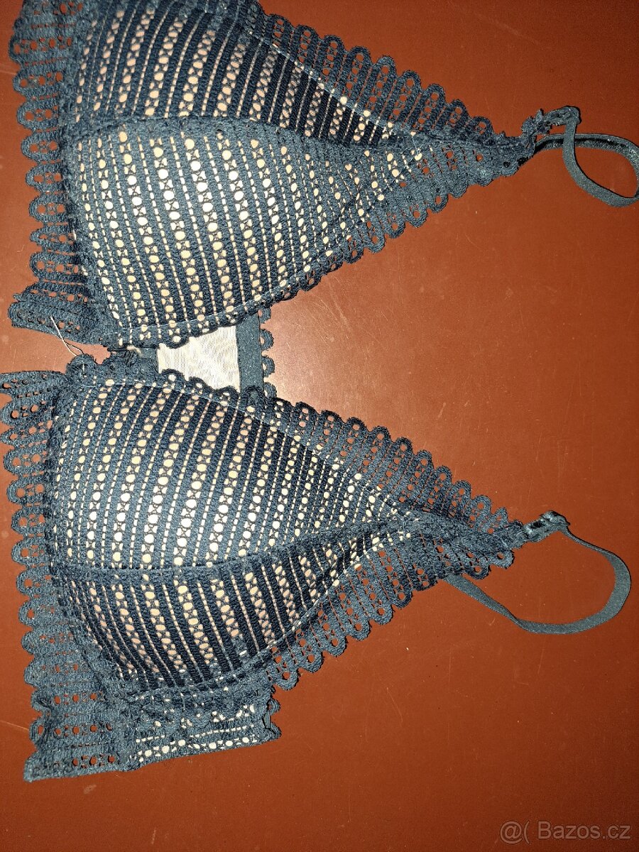 Podprsenky a plavky - 6