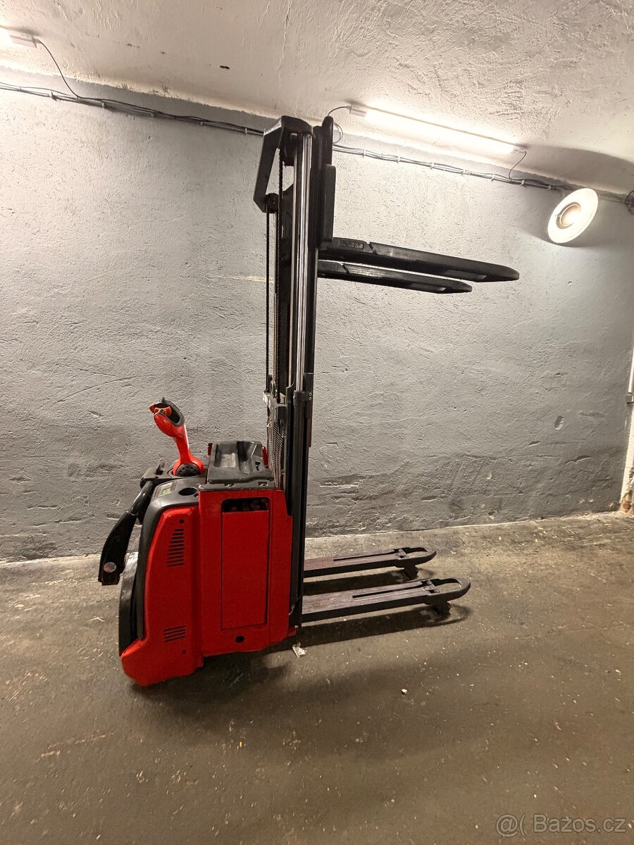 Elektrický vysokozdvižný vozík Linde L12 za 33.000Kč - 6