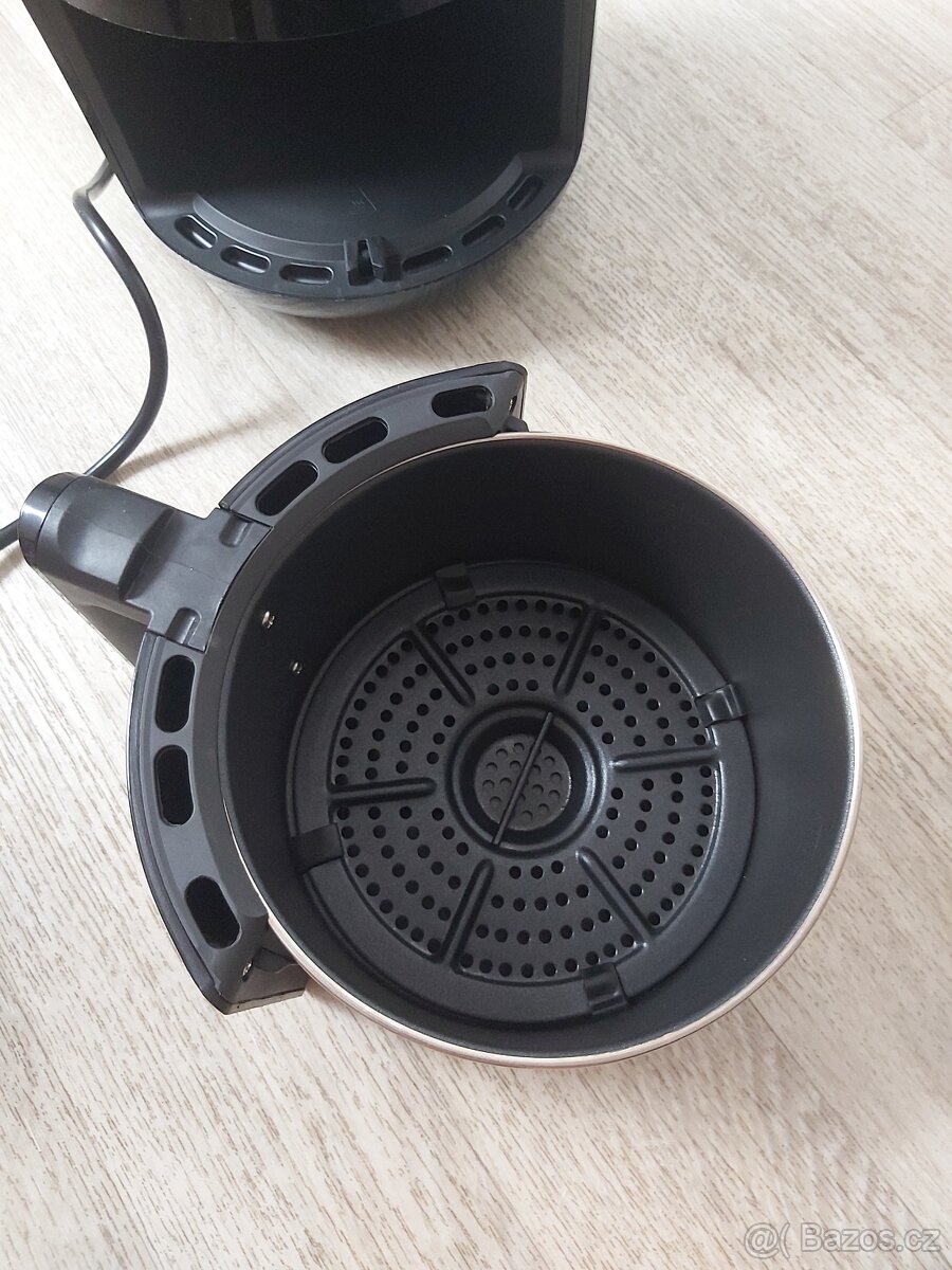 Horkovzdušná fritéza Tefal Easy Fry Compact EY101815 Černá - 6