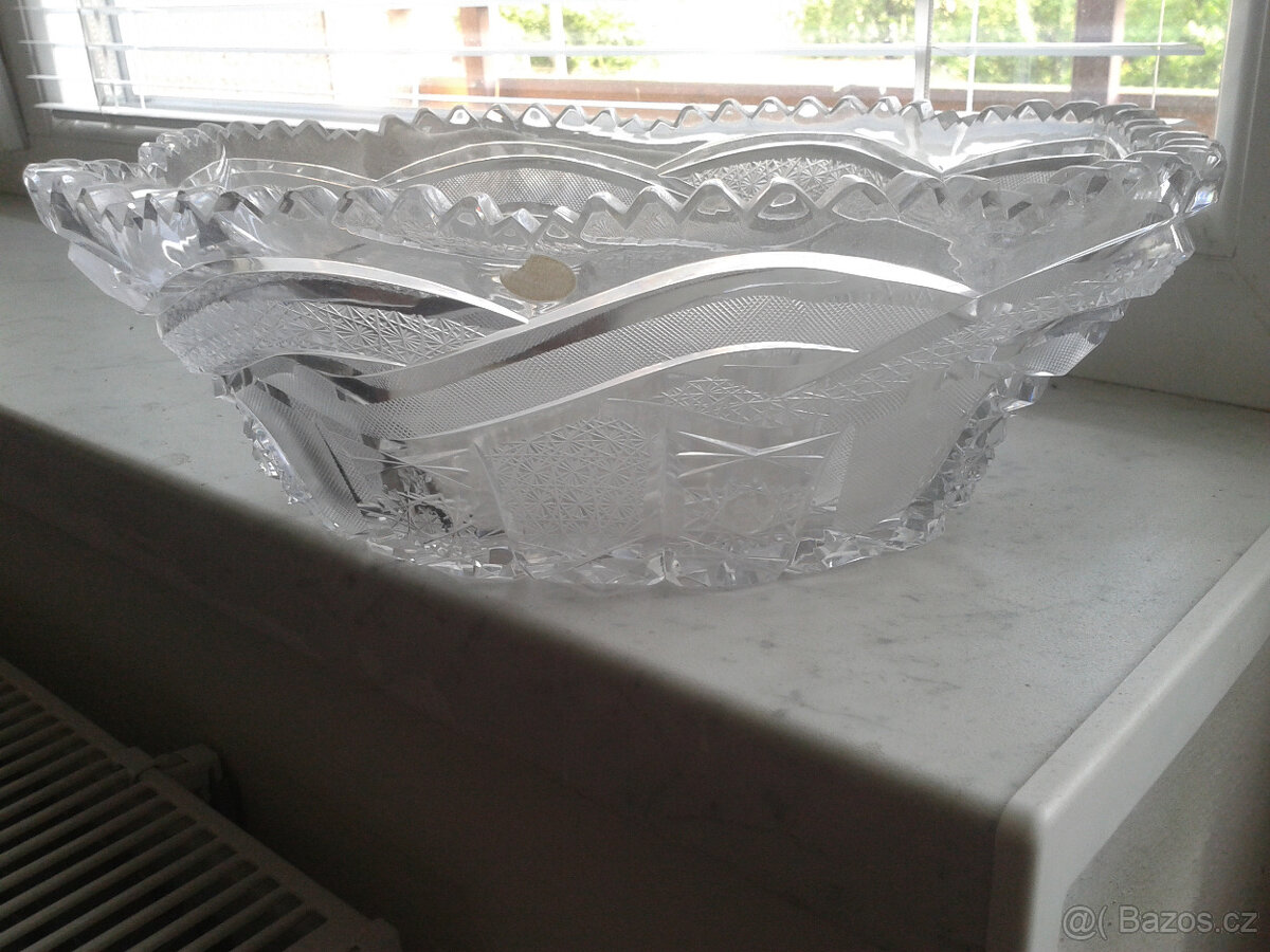 Velká bohatě broušená mísa - 6
