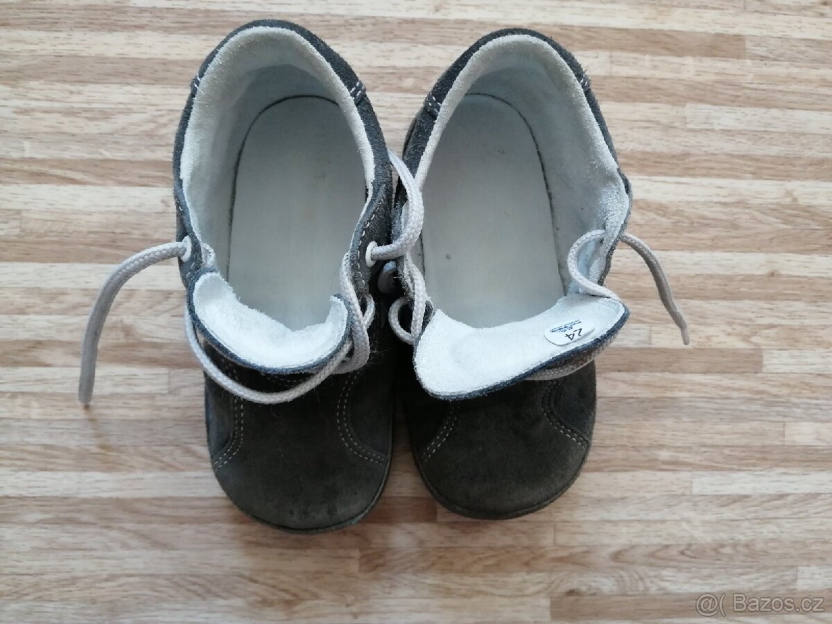 Barefoot kotníčkové Bosé Pegres vel. 24
- 6