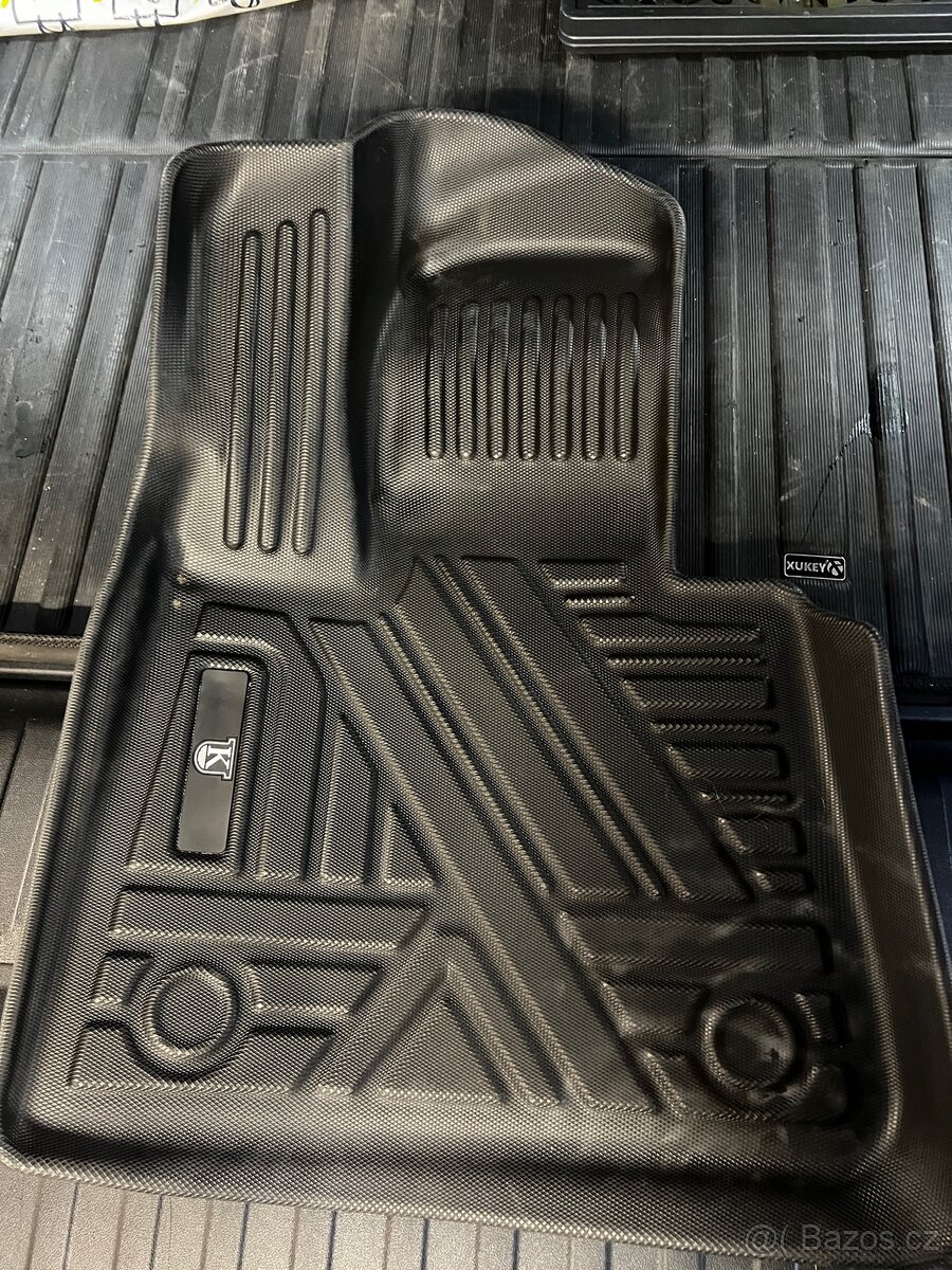 Gumové koberce BMW X5 - G05 - 6