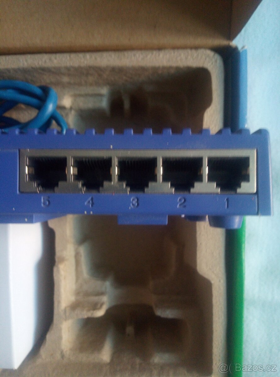 SWITCH LIVE-FSH5PS,VoIP LINKSYS PAP2T - 6