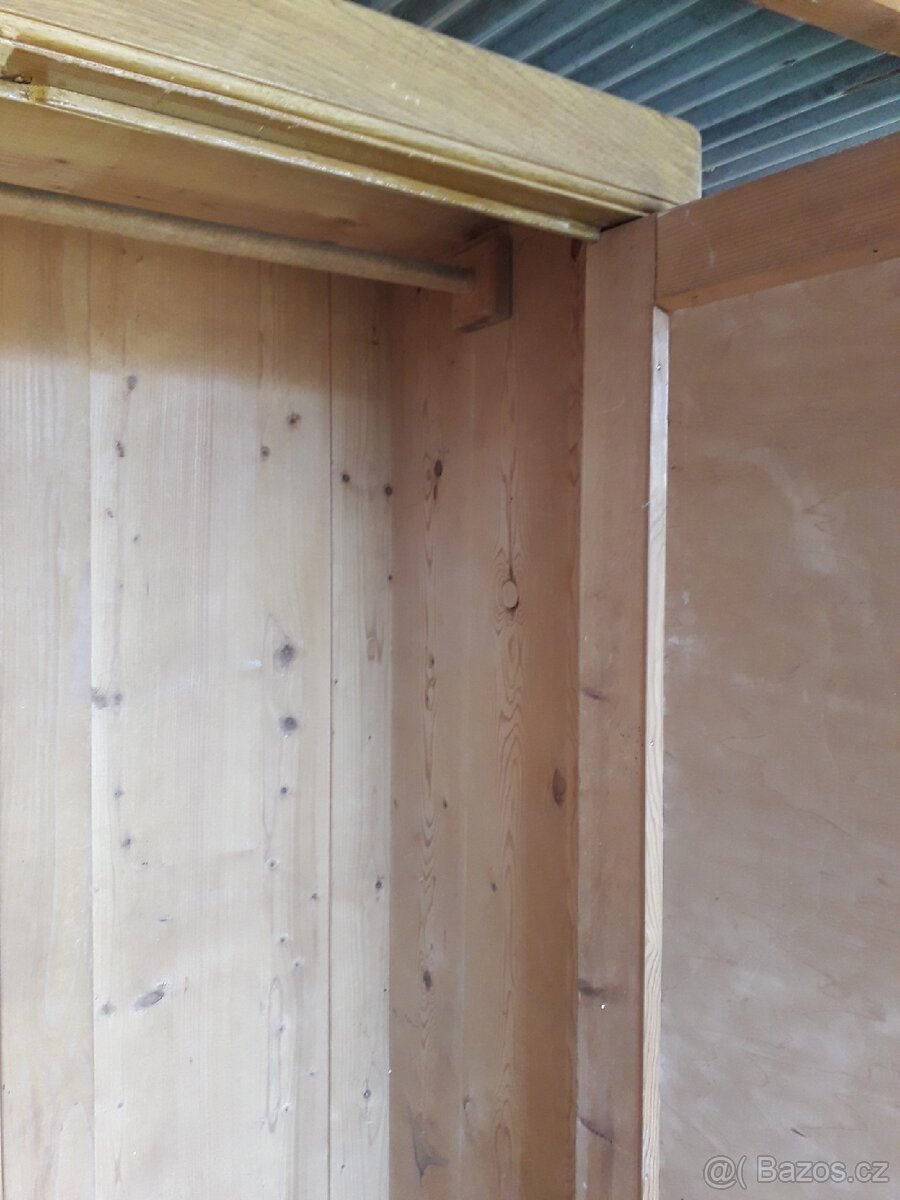 Prodam dve parove celomasivni skrine krasny stav - 6