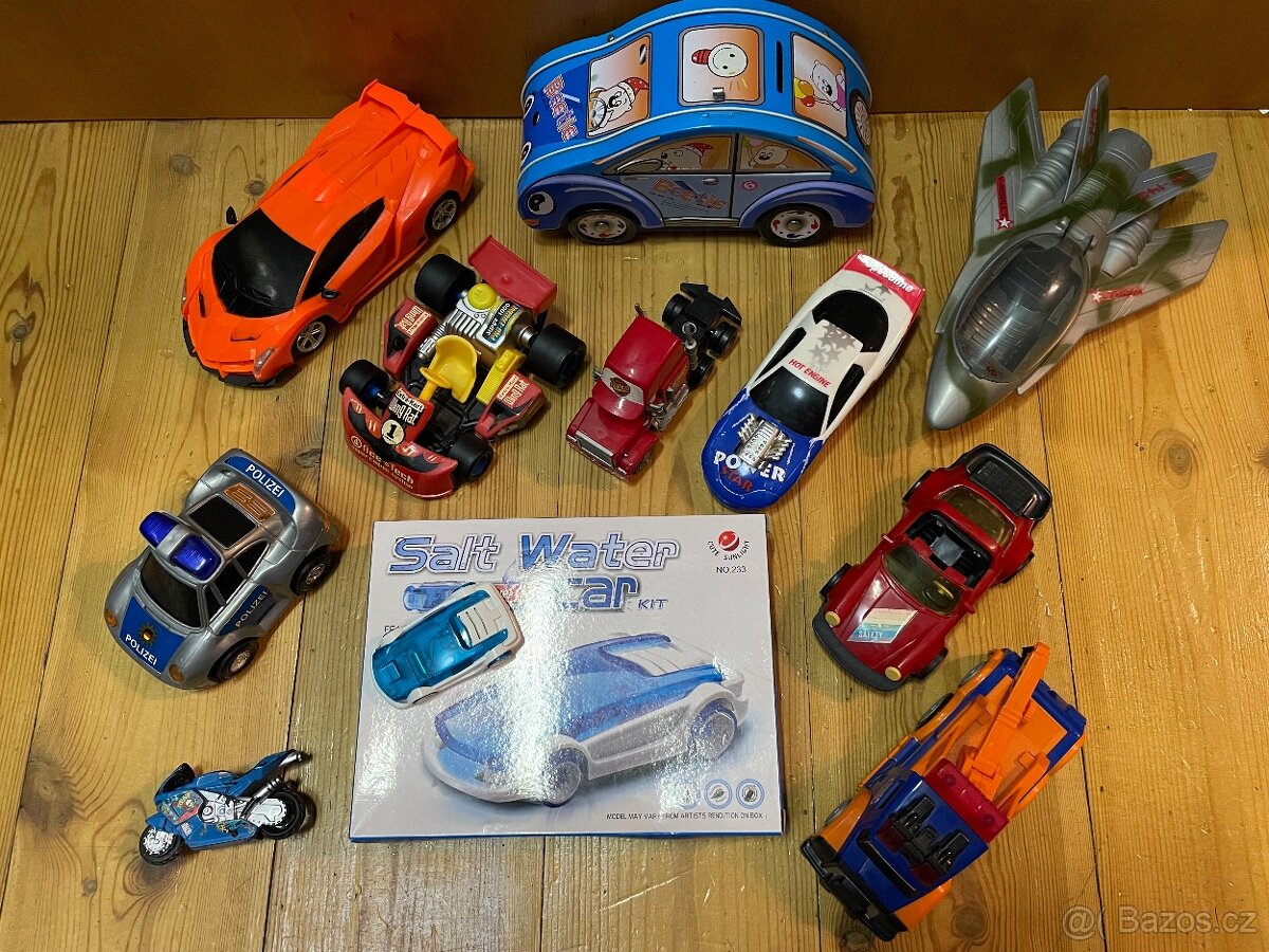 Set autíček - hračky - 6