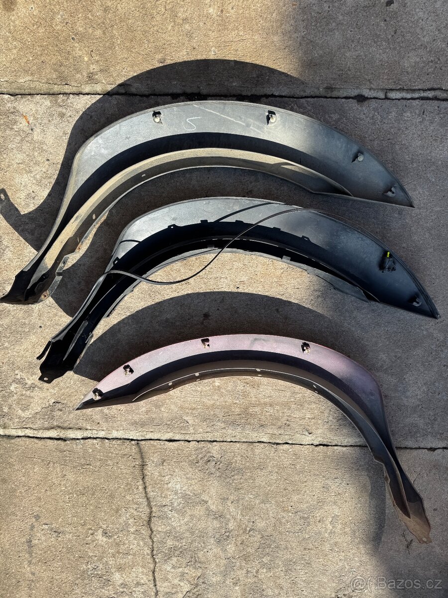 Plastové lemy / nástavce lemů Nissan Pickup / Navara D22 - 6