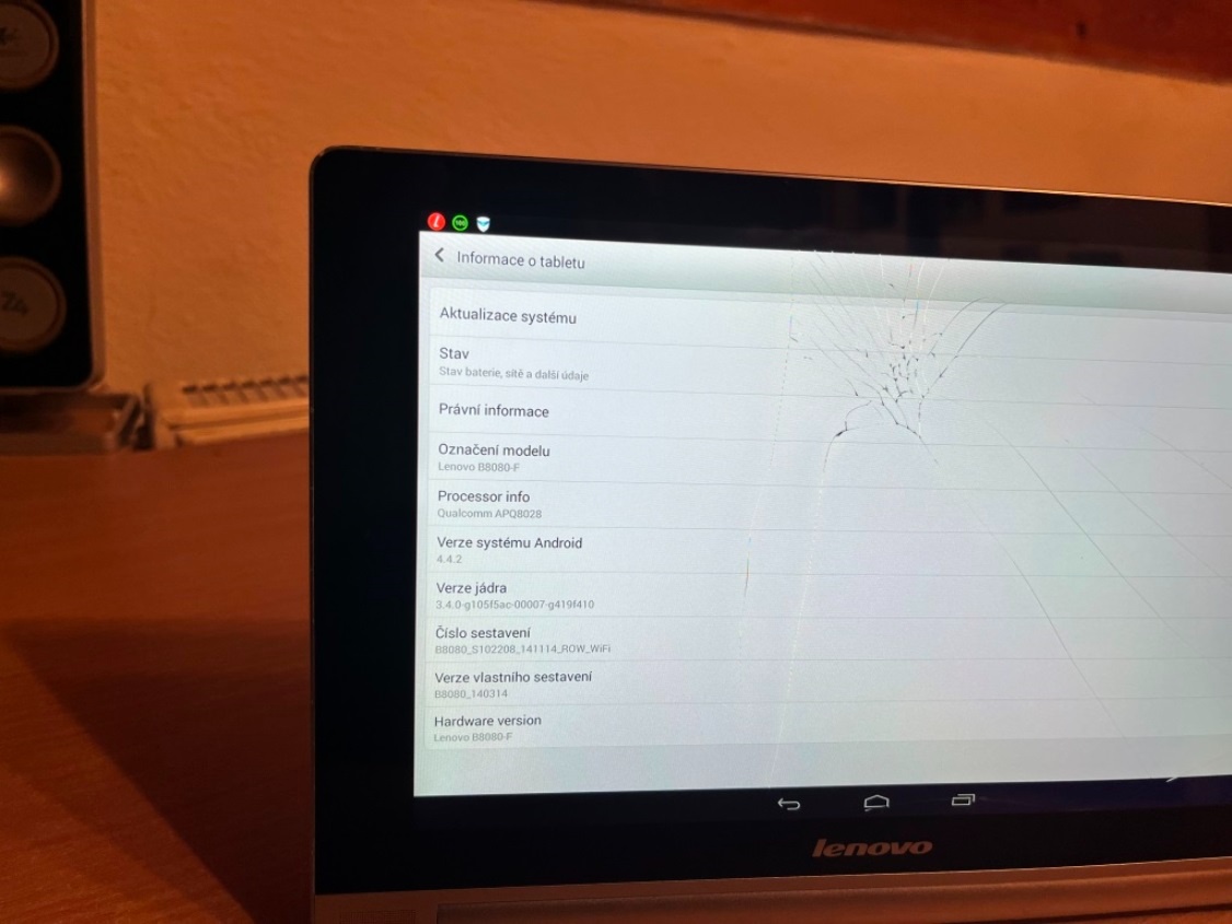Tablet Lenovo Yoga B8080-F - 6