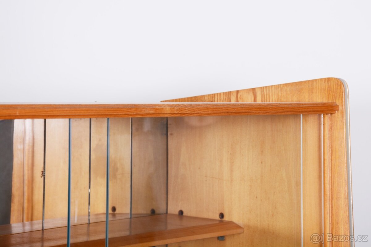 Knihovna - vitrína se zrcadlem č. 2149 - 6