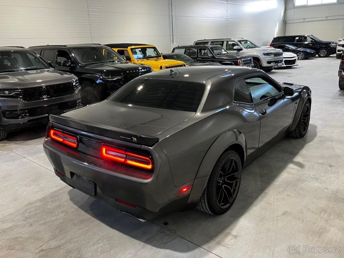 Dodge Challenger 6.4 original widebody (č. 1243) - 6