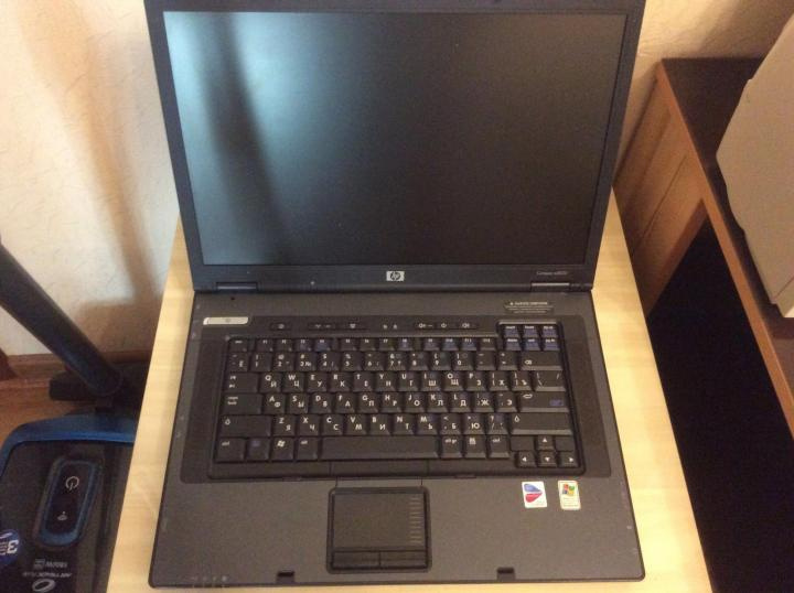 Prodám Notebook HP Compaq nx8220 - 15.4" - 6