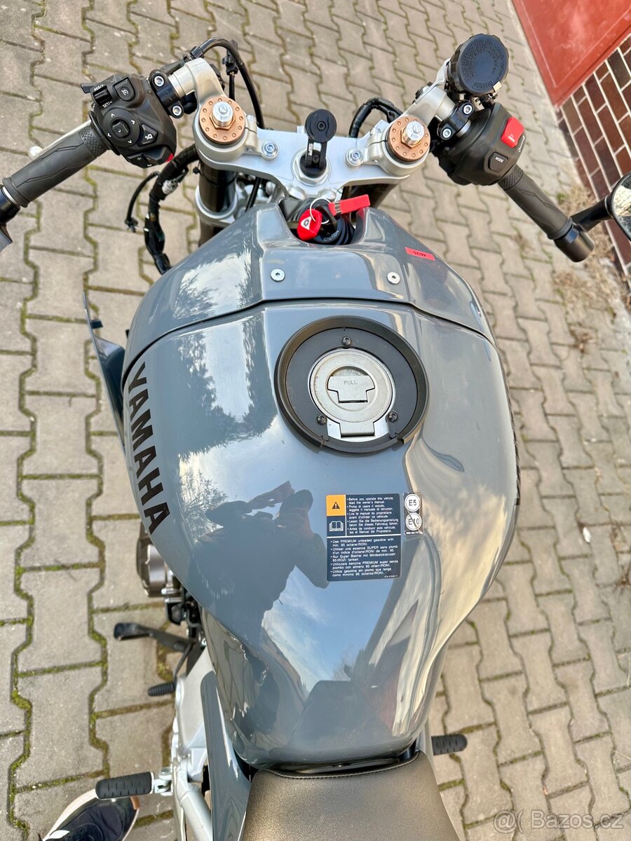 Yamaha xsr 900 gp - 6