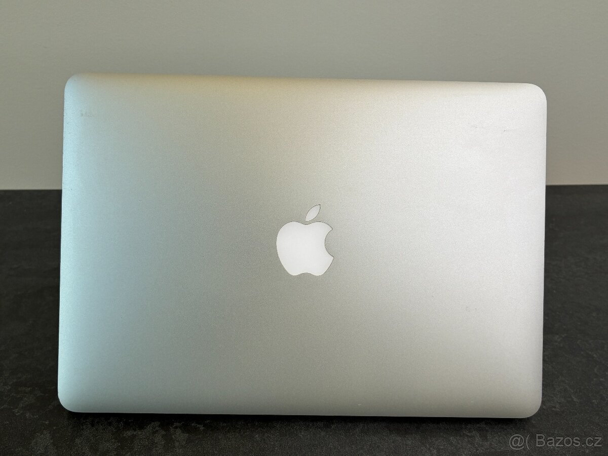 MacBook Pro 13'' 2015 / i5 / 16GB RAM / 256GB SSD - DPH - 6