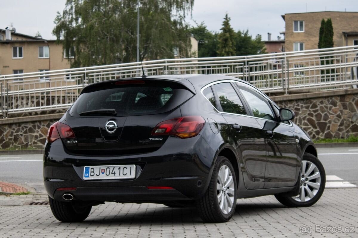 Opel Astra 1.4 Turbo LPG / 103kW / M6 / 2011 - 6