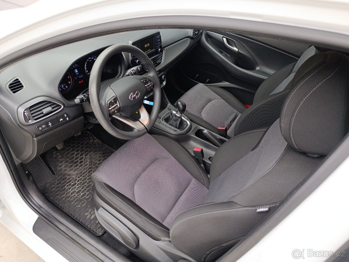 HYUNDAI i30 START 1.4 73kW ČR 1.MAJITEL - 6