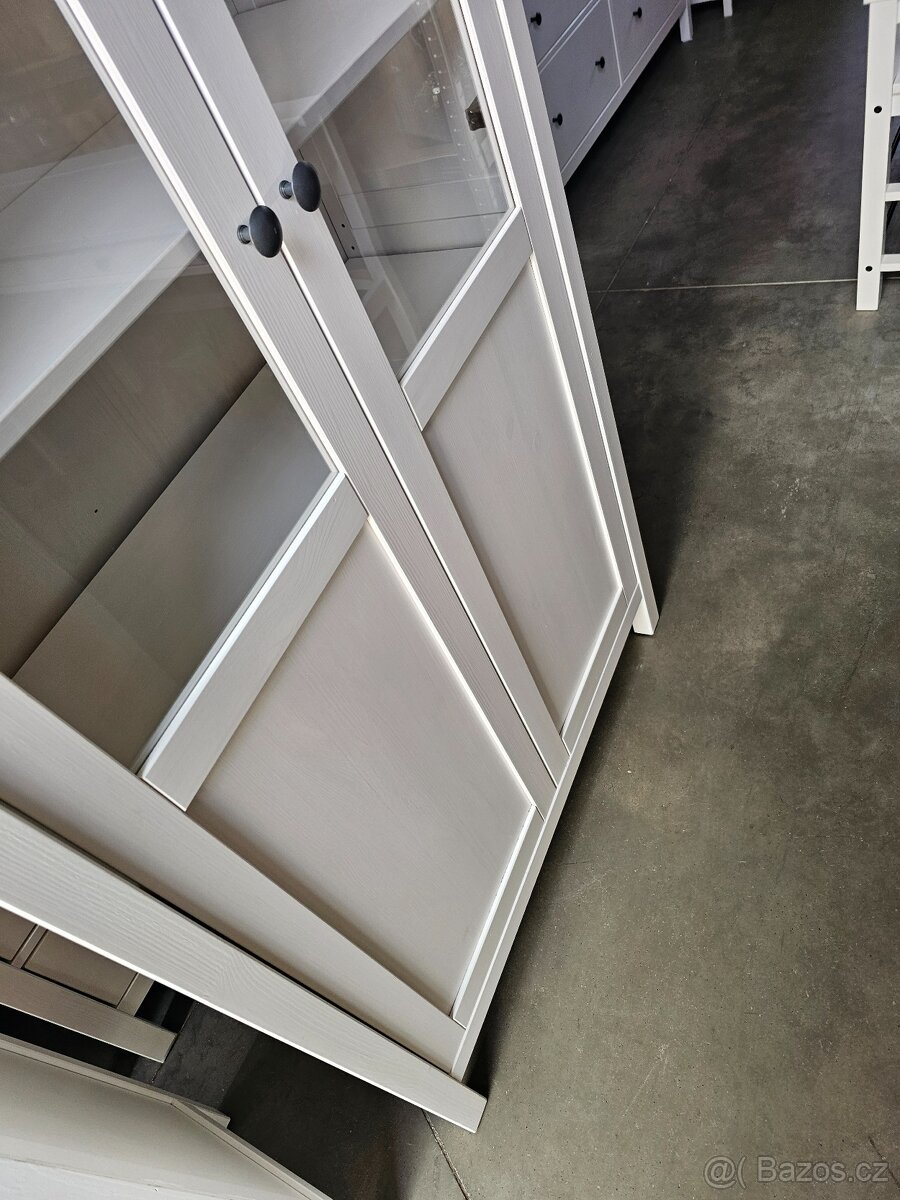 VITRÍNY IKEA HEMNES - 6