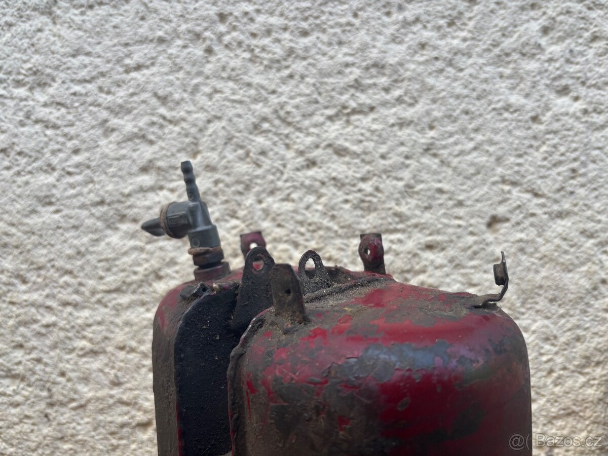 Nádrž jawa 550 555 - 6