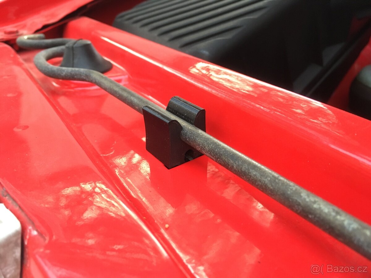 Škoda Felicia / Favorit uložení vzpěry kapoty - 6