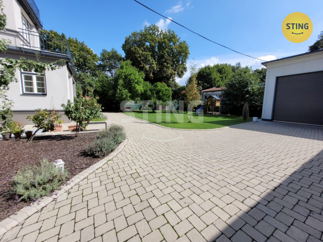 Exkluzivní byt k pronájmu v rodinném domě, ul. Erben, 133567 - 6